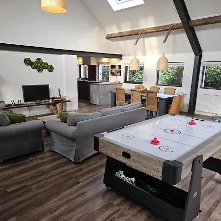 Max Guest house *